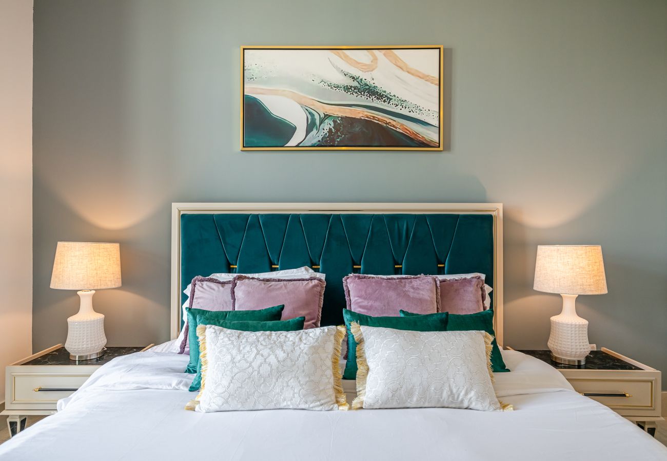 Apartment in Dubai - Elegant 1BDR in Downtown with Burj Khalifa View