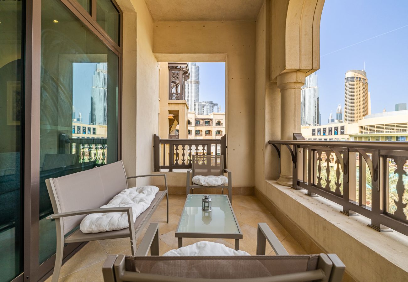 Apartment in Dubai - Elegant 1BDR in Downtown with Burj Khalifa View