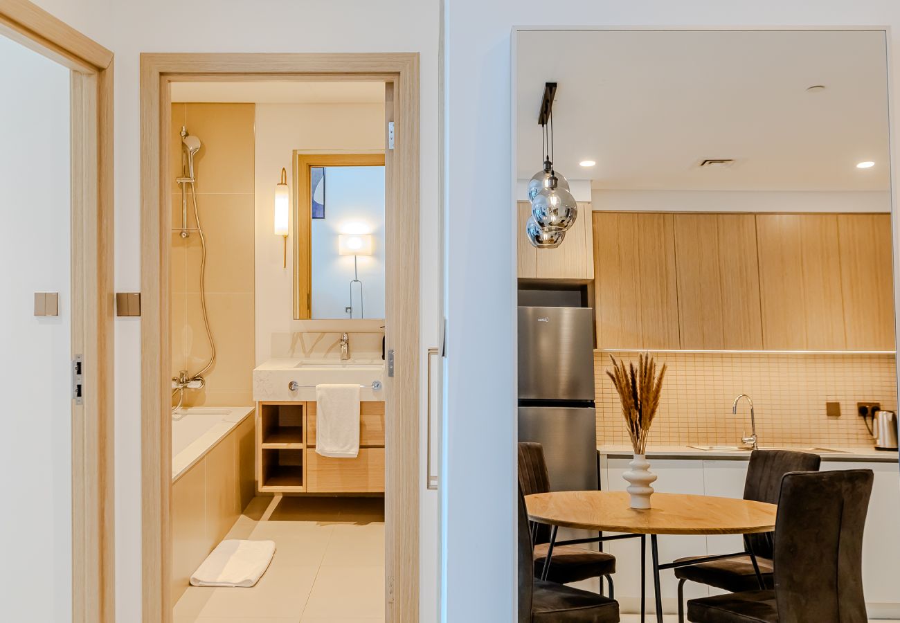 Apartment in Dubai - Spacious and modern  1BDR Apartment in Creek Harbour / 17 Icon Bay