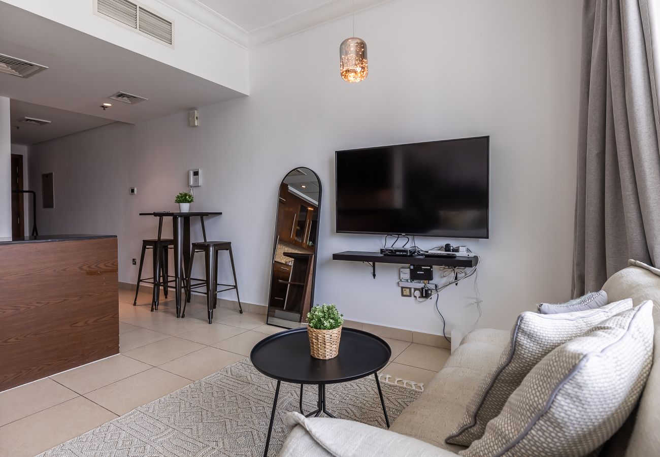 Studio in Dubai - Studio Next to Burj Khalifa / Large Balcony With City View