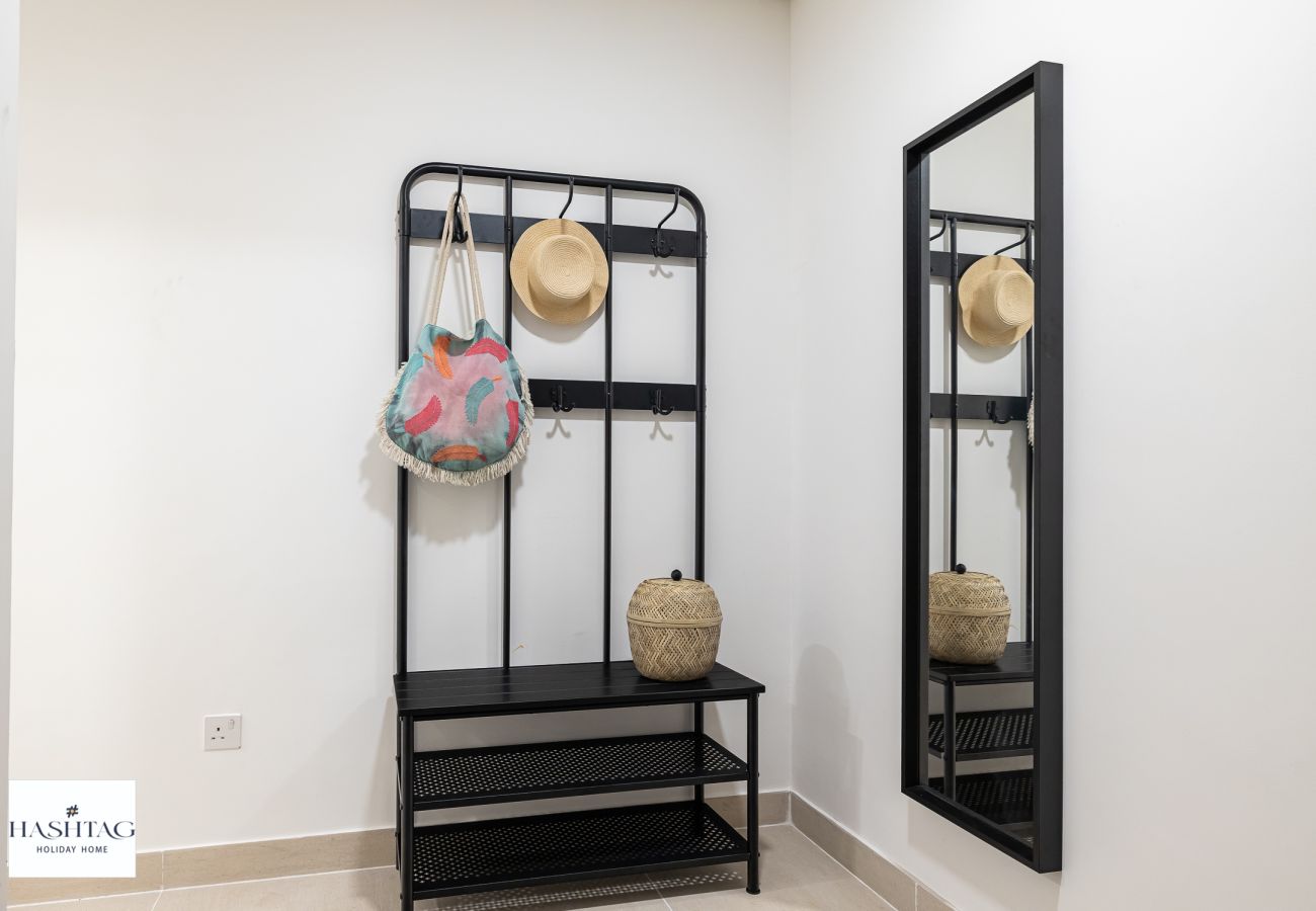 Apartment in Dubai - Modern 2 BDR Apartment in Alandalus Jumeirah Golf Estates