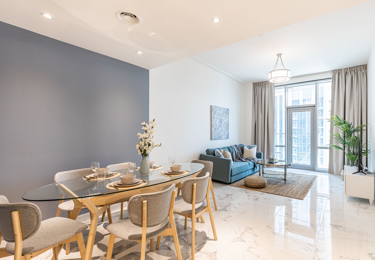 Apartment in Dubai - 1 BDR Apartment | Canal view | Burj Khalifa view