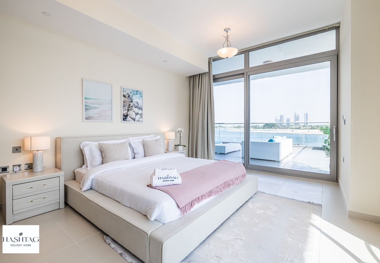Apartment in Dubai - 117 / 2BDR + maid room / Sea view /Beach access  