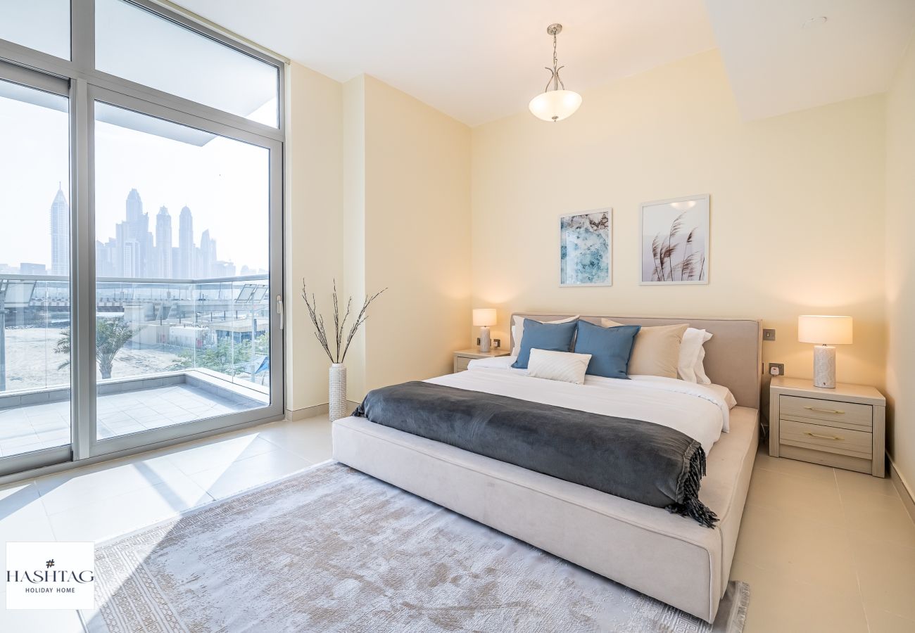 Apartment in Dubai - 117 / 2BDR + maid room / Sea view /Beach access  