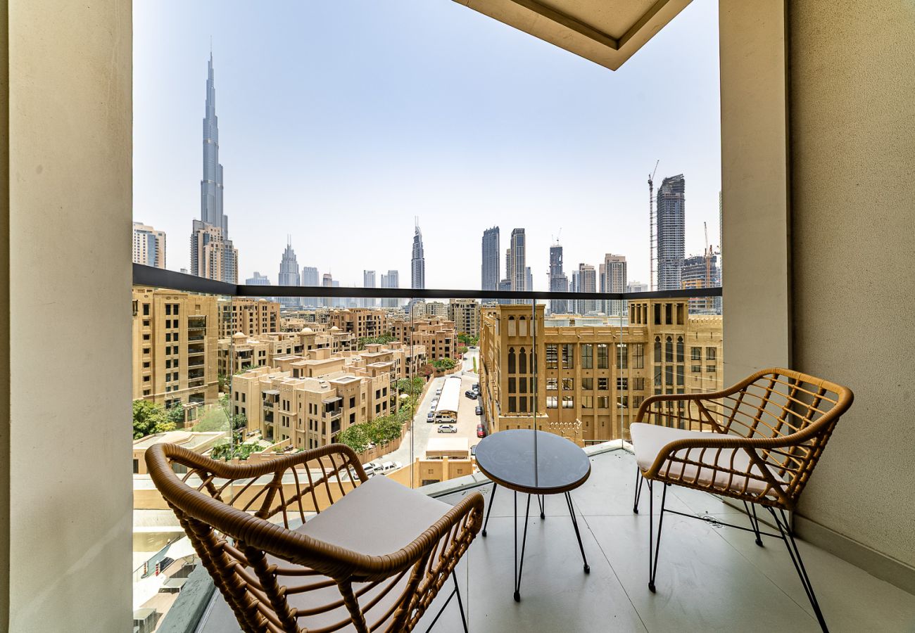 Apartment in Dubai - Burj Khalifa View I Modern Home I 2 Bedrooms 