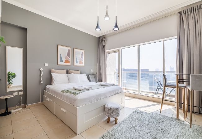 Studio in Dubai - Studio Apartment close to Burj Khalifa