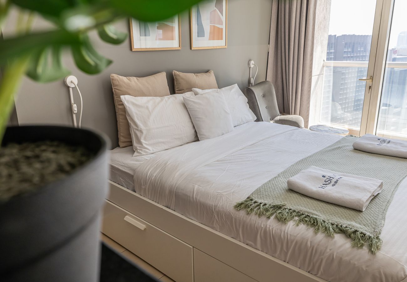 Studio in Dubai - Studio Apartment close to Burj Khalifa