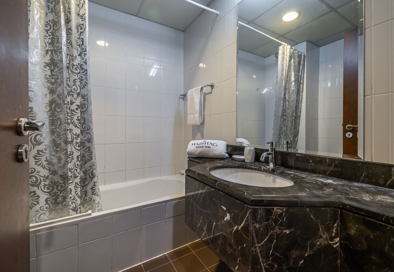 Studio in Dubai - Studio Apartment close to Burj Khalifa