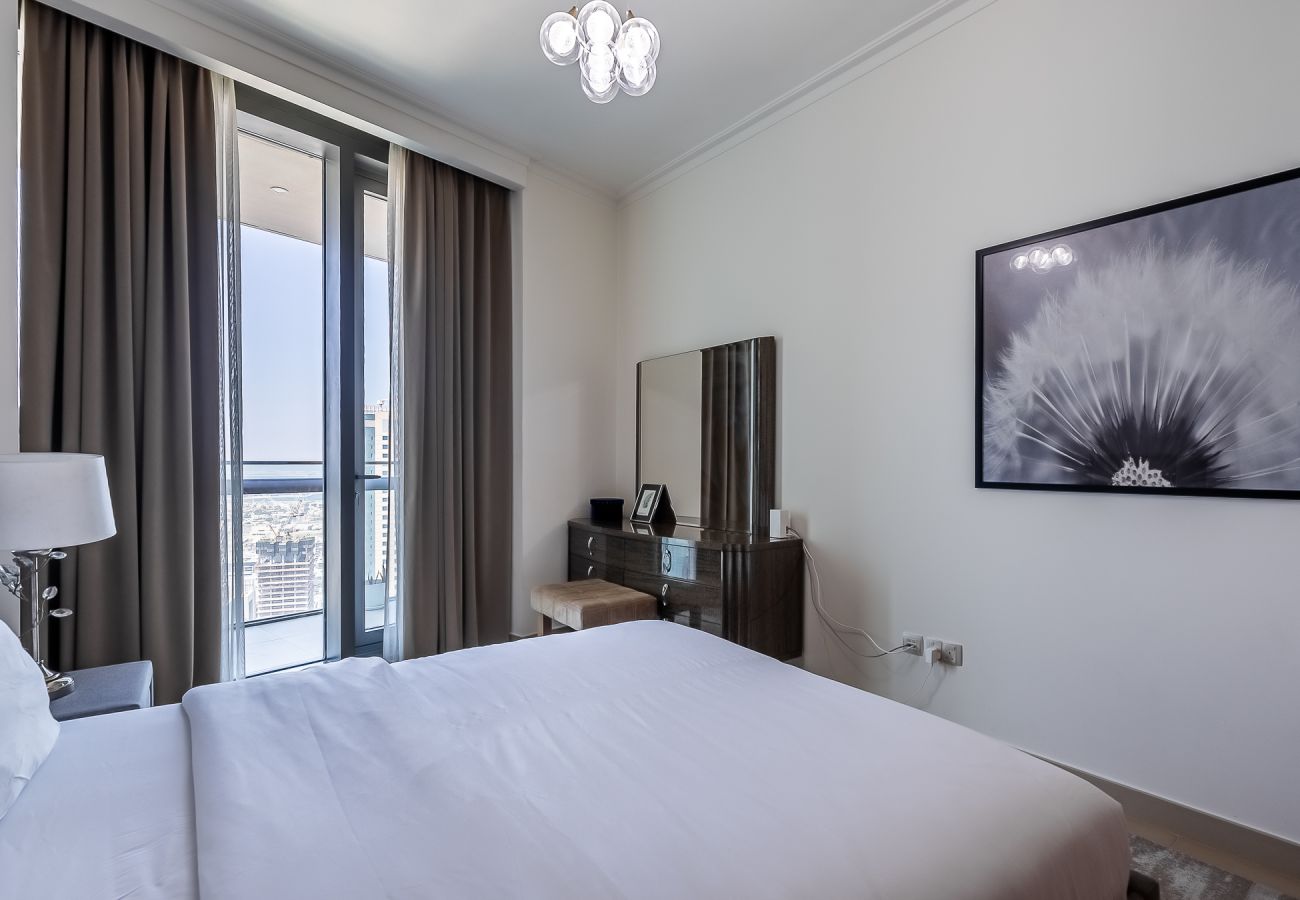 Apartment in Dubai - 2BDR apartment near Burj Khalifa I Downtown Dubai