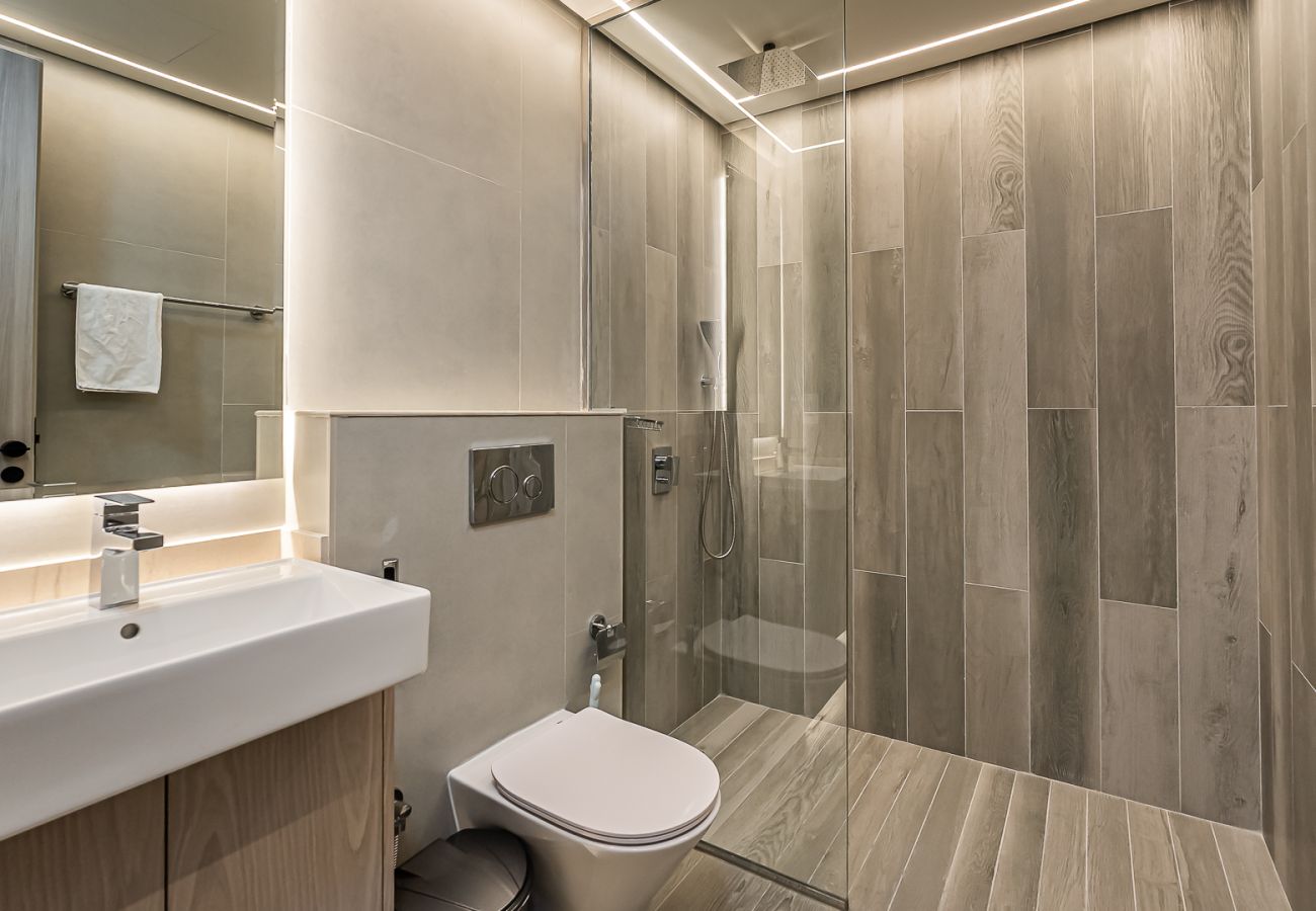 Apartment in Dubai - Cozy & Stylish 1BR Apartment | Concept 7 I JVC