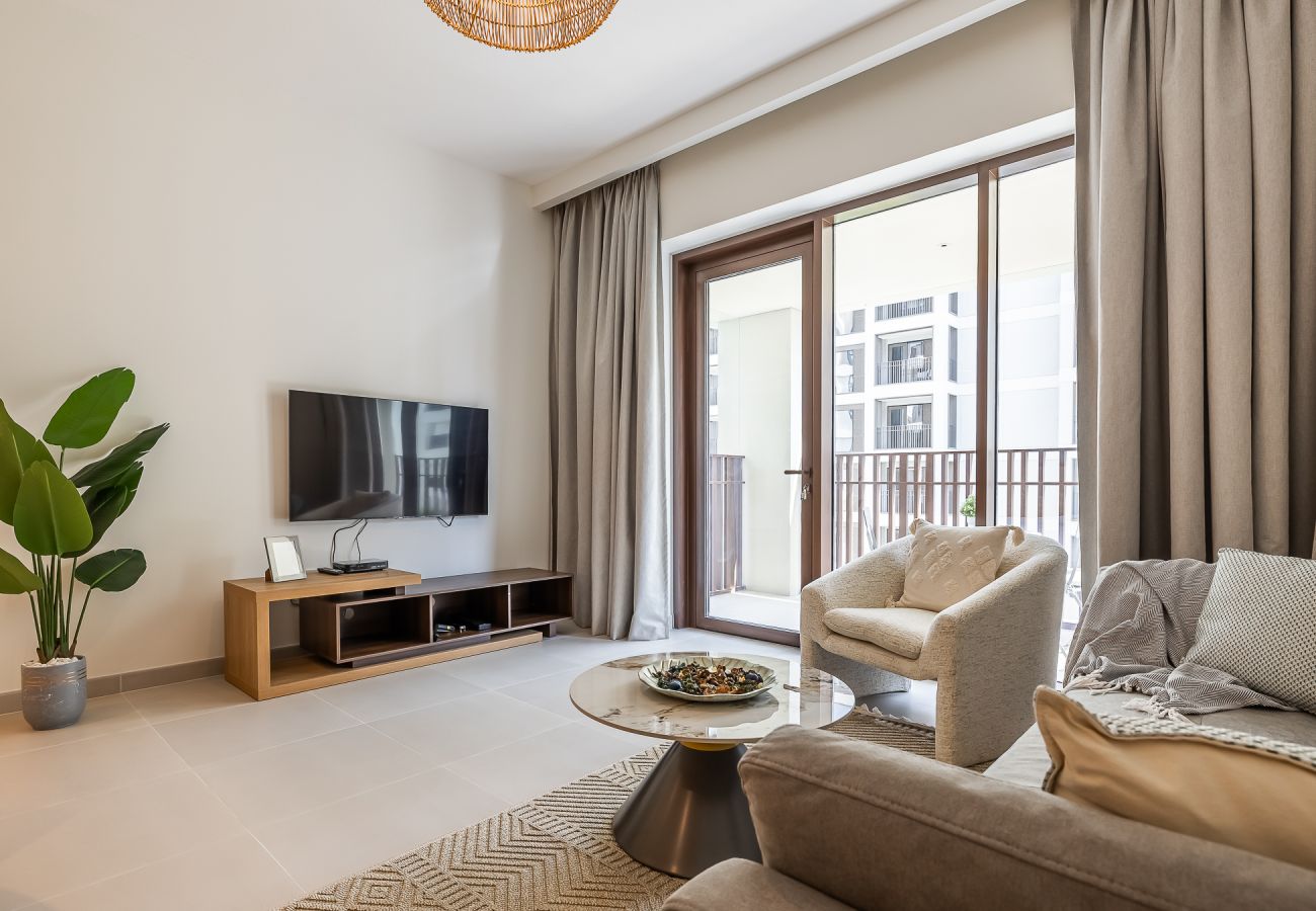 Apartment in Dubai - Chic 1-Bedroom Apartment | Surf, Creek Beach – Dubai Creek Harbour