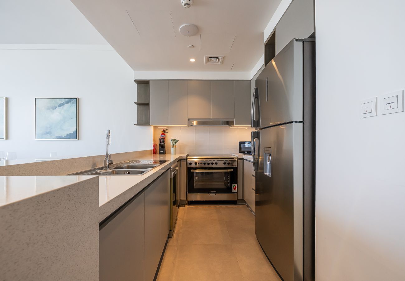 Apartment in Dubai - Elegant 3-Bedroom Apartment with Maid’s Room in Creek Gate – Dubai Creek Harbour