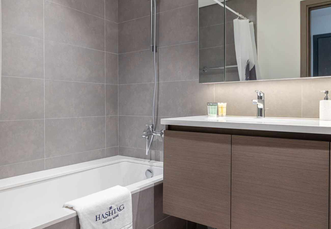 Apartment in Dubai - Stylish 2BDR in Creek Harbor With Amazing View 