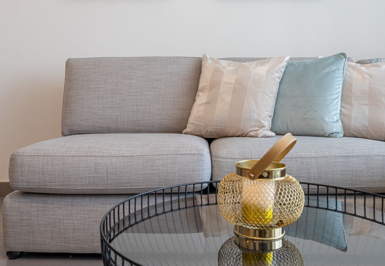 Apartment in Dubai - Stylish 2BDR in Creek Harbor With Amazing View 