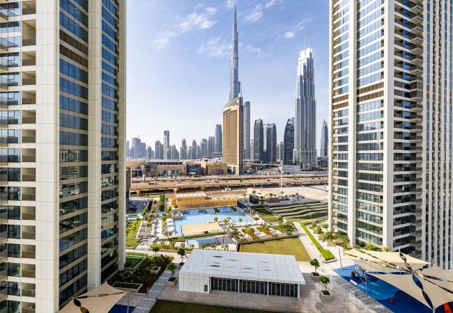 Apartment in Dubai - 3BDR Apartment +  maid room I Burj Khalifa view I Downtown