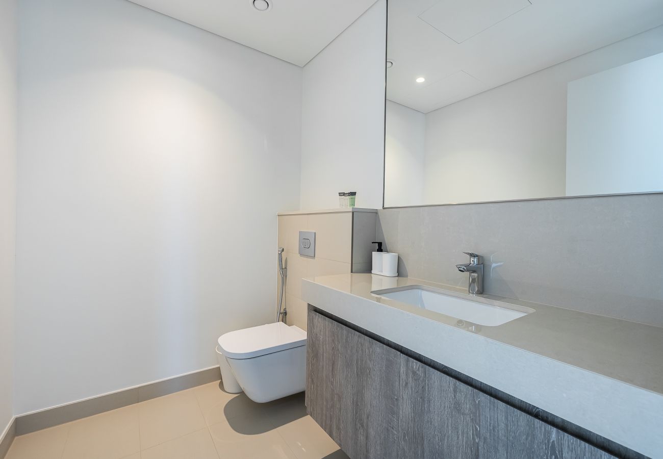 Apartment in Dubai - 3BDR Apartment +  maid room I Burj Khalifa view I Downtown