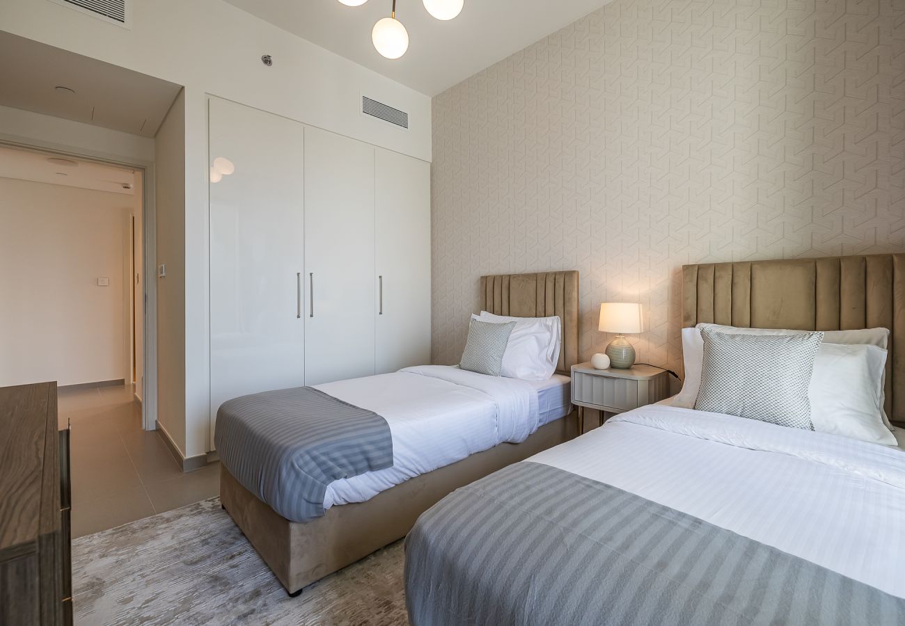 Apartment in Dubai - 3BDR Apartment +  maid room I Burj Khalifa view I Downtown