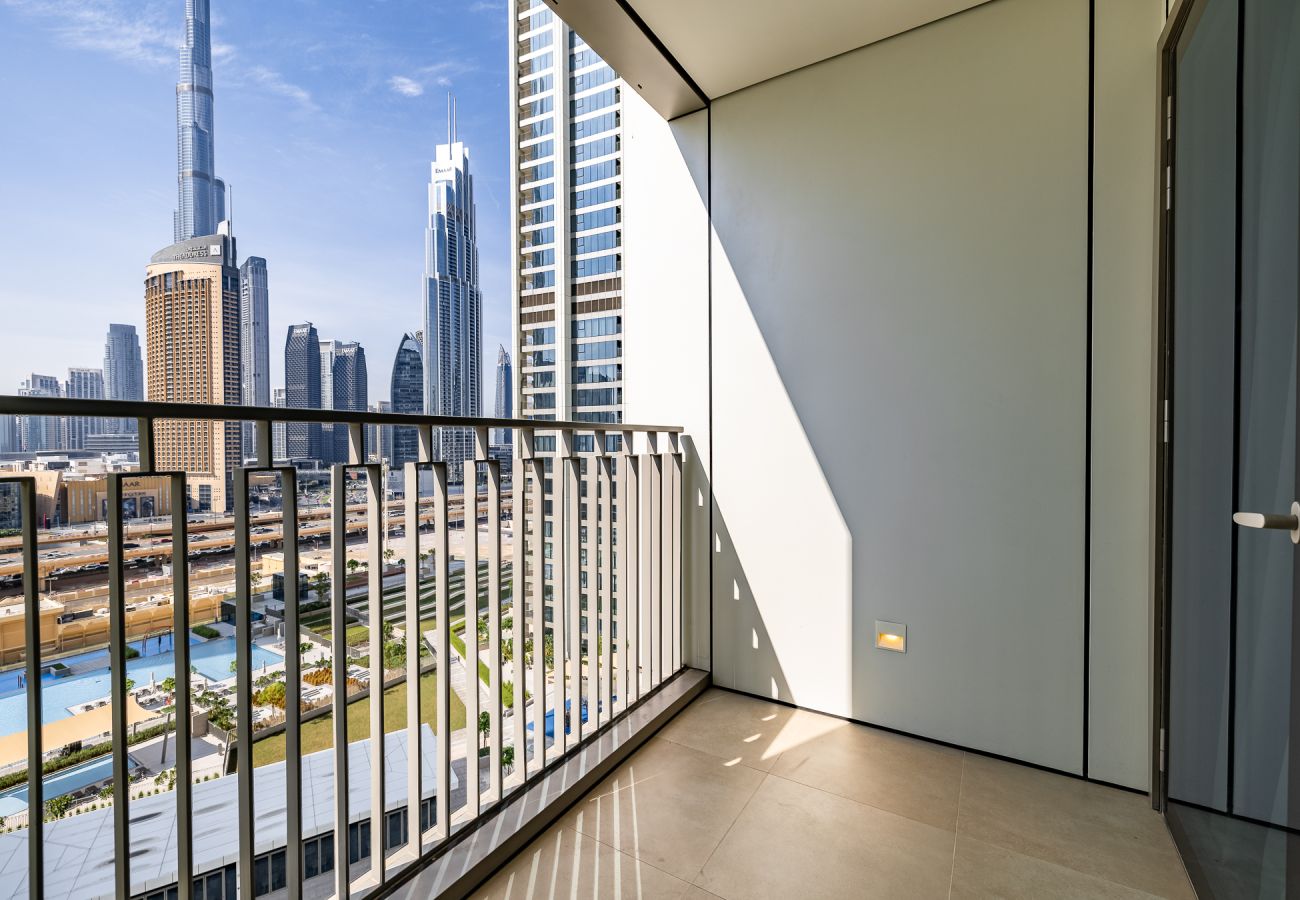 Apartment in Dubai - 3BDR Apartment +  maid room I Burj Khalifa view I Downtown