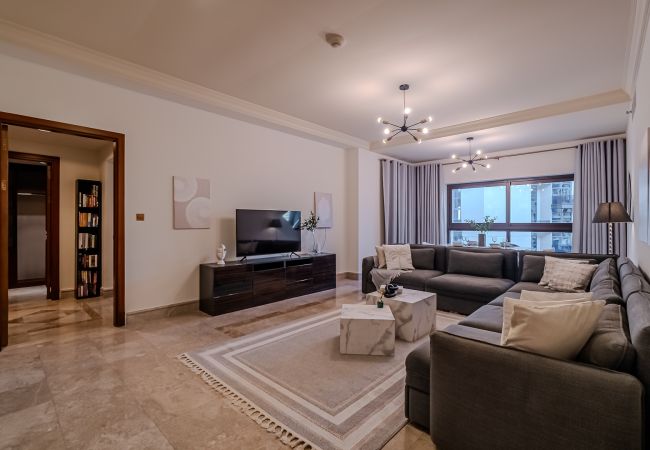 Apartment in Dubai - Stylish 2BDR apartment in Fairmont South I Palm Jumeirah