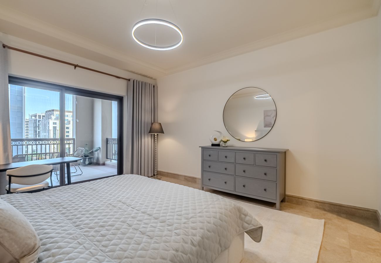 Apartment in Dubai - Stylish 2BDR apartment in Fairmont South I Palm Jumeirah