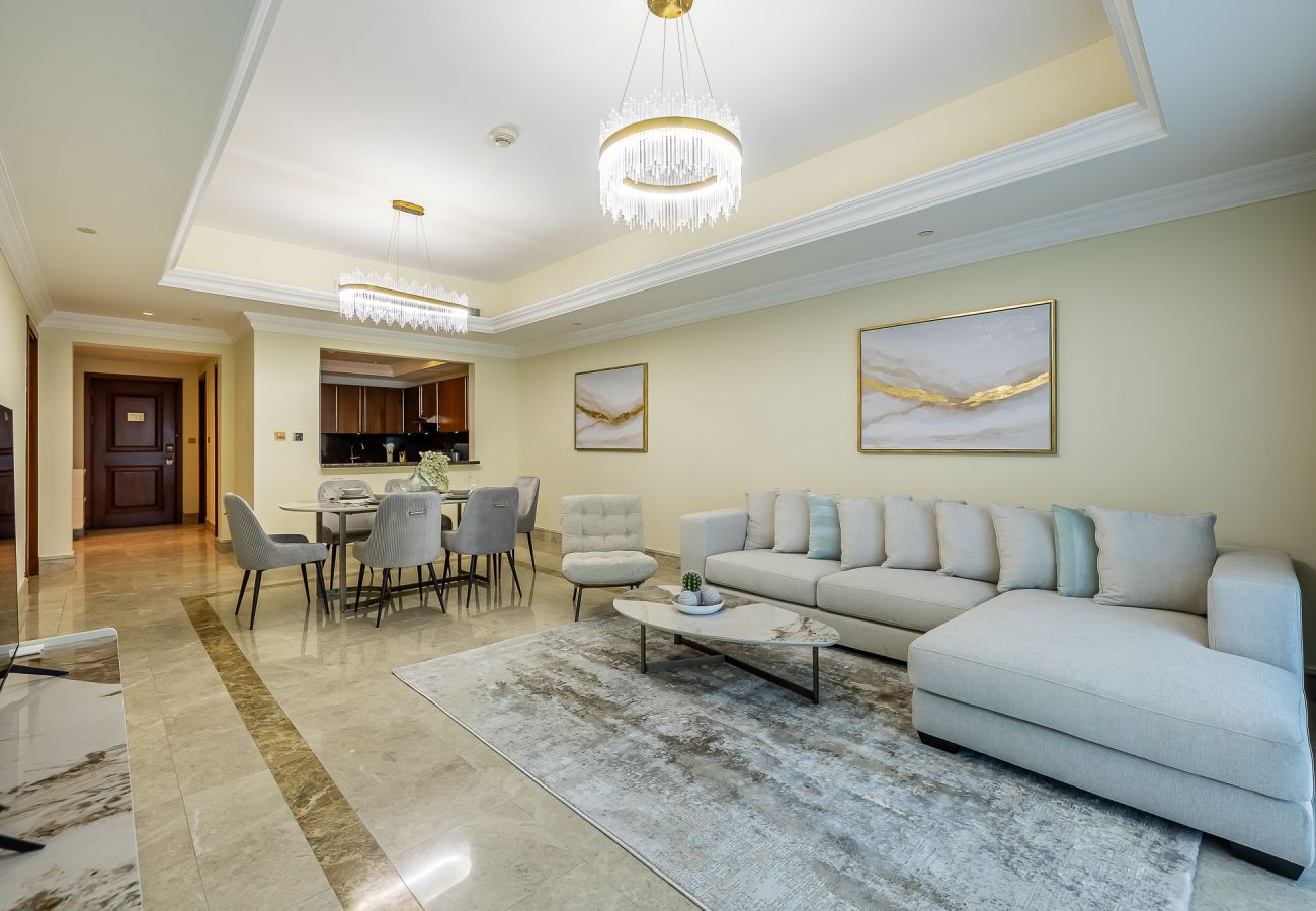 Apartment in Dubai - Elegant 1-Bedroom Apartment in Fairmont Residences South on The Palm