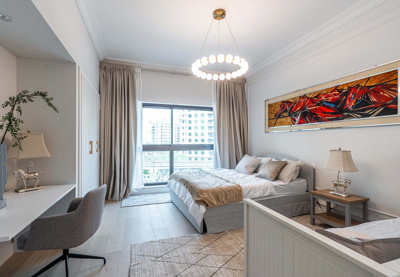 Apartment in Dubai - 2BDR apartment with the balcony & city view 