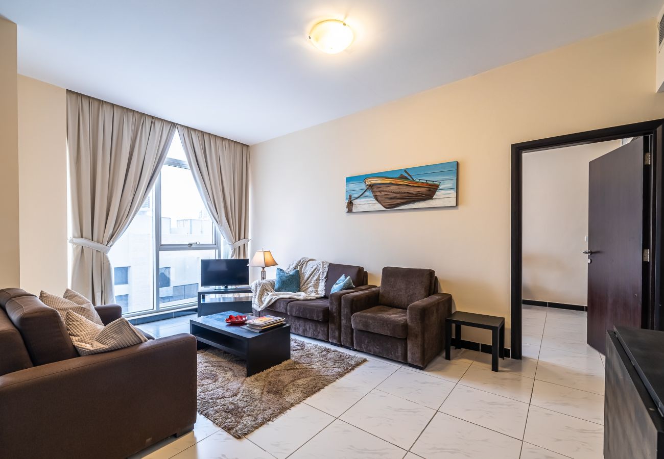 Apartment in Dubai - Modern 1BDR in JVC / with balcony