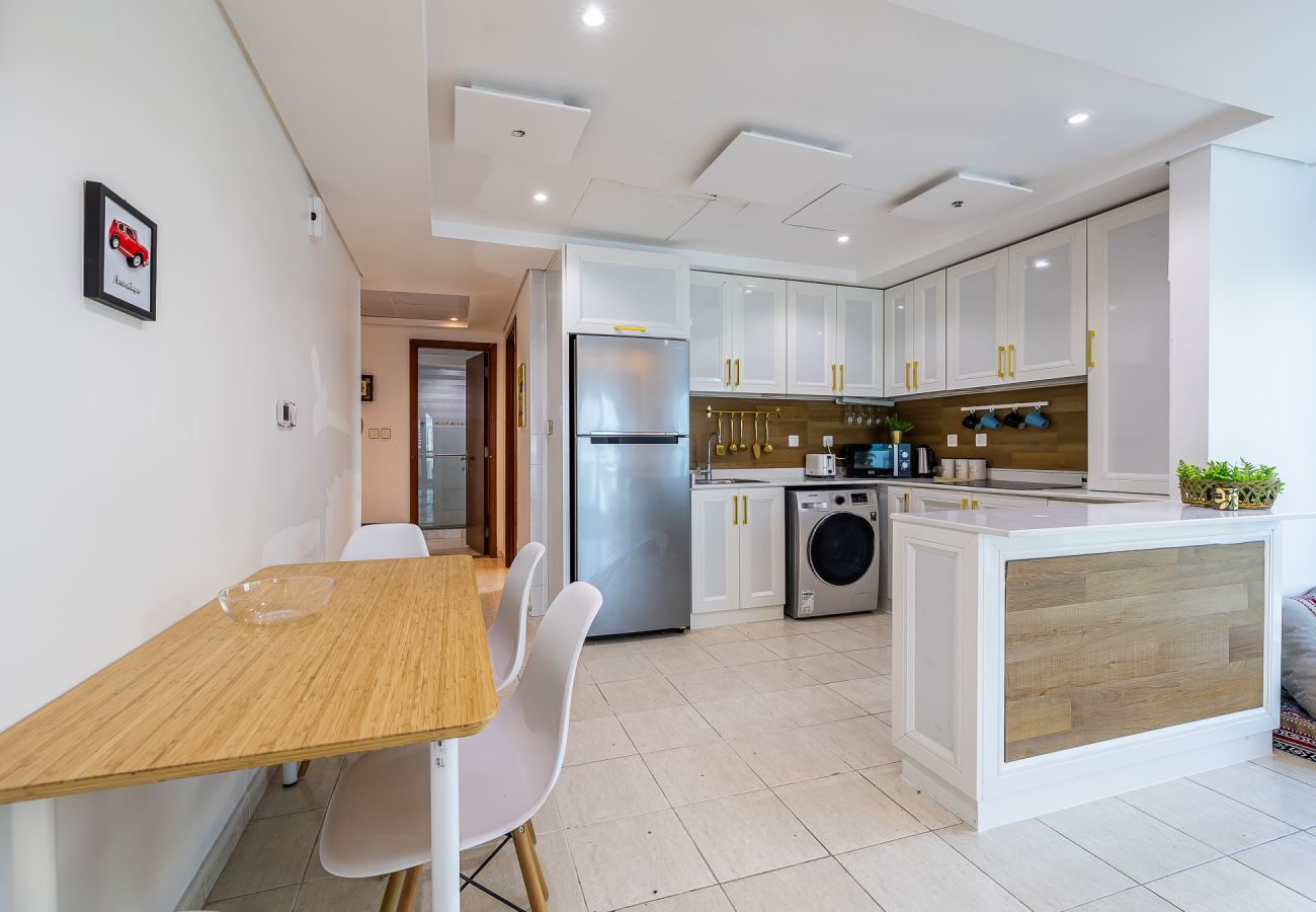 Apartment in Dubai - Close to metro | Water and City View | JLT