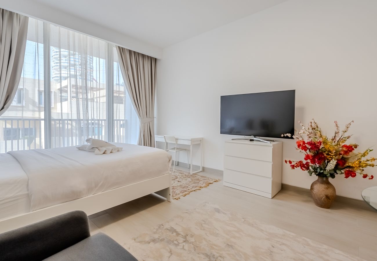 Apartment in Dubai - Furnished Modern Studio in JVC I Luma