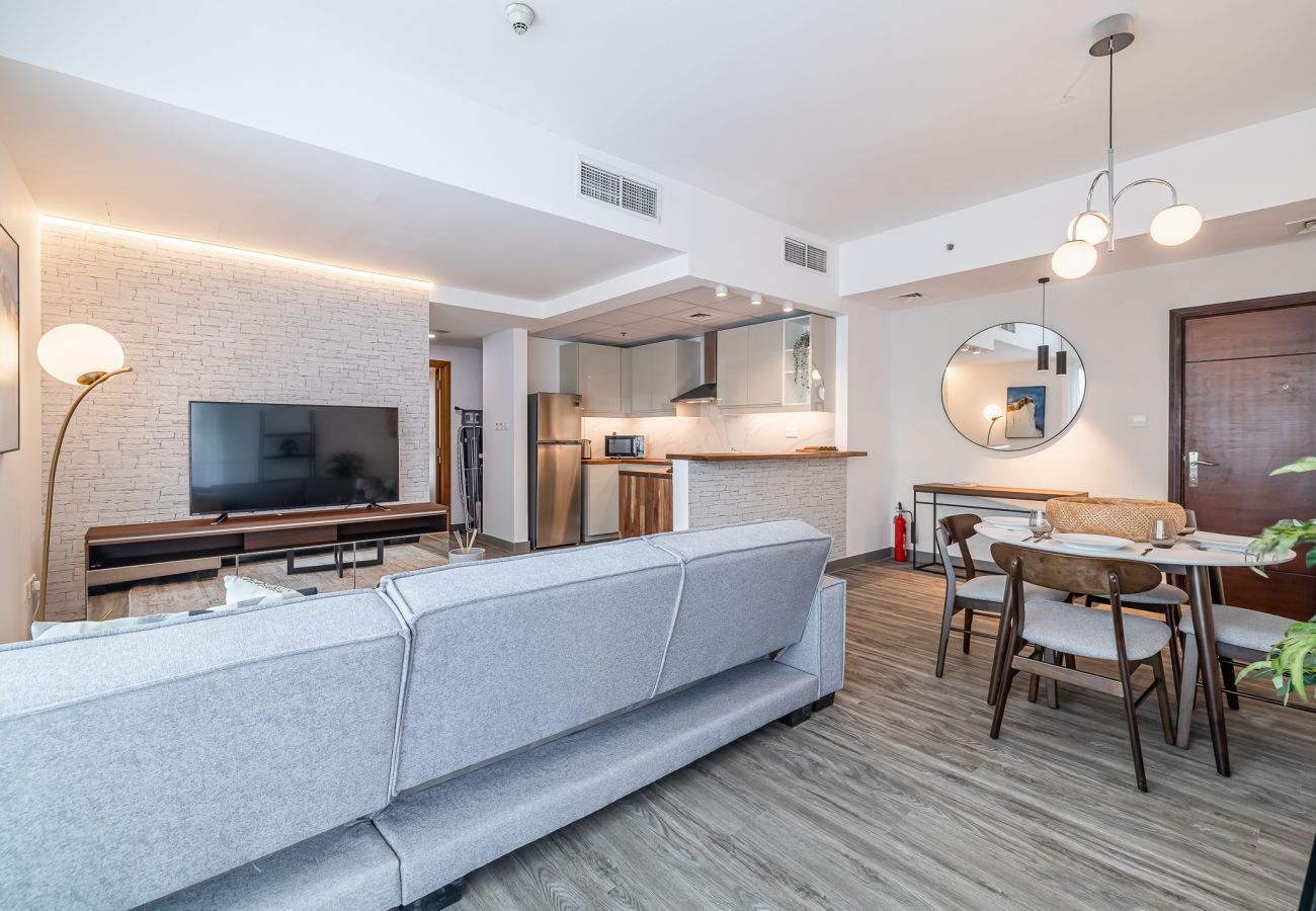 Apartment in Dubai - 1 BDR Apartment with office space / Dubai Marina