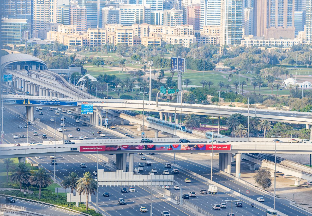 Apartment in Dubai - 1 BDR Apartment with office space / Dubai Marina