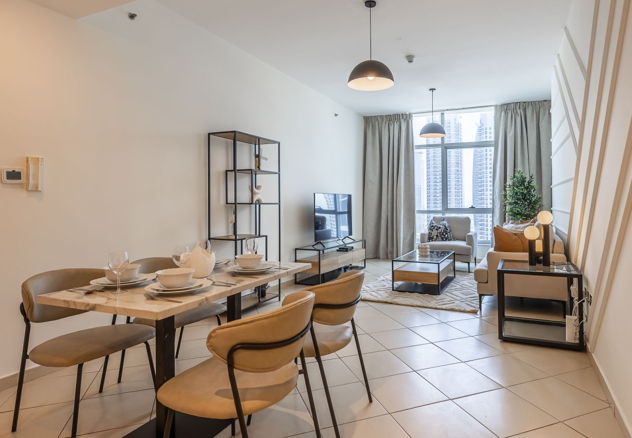 Apartment in Dubai - 1BDR Apartment with Dubai Marina view I Close to Metro