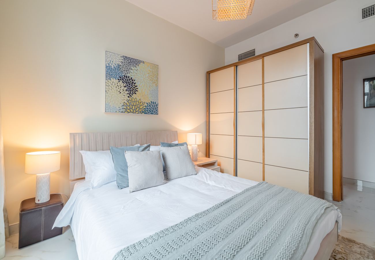 Apartment in Dubai - Trendy 2BDR apartment / Dubai Marina I Diamond 4