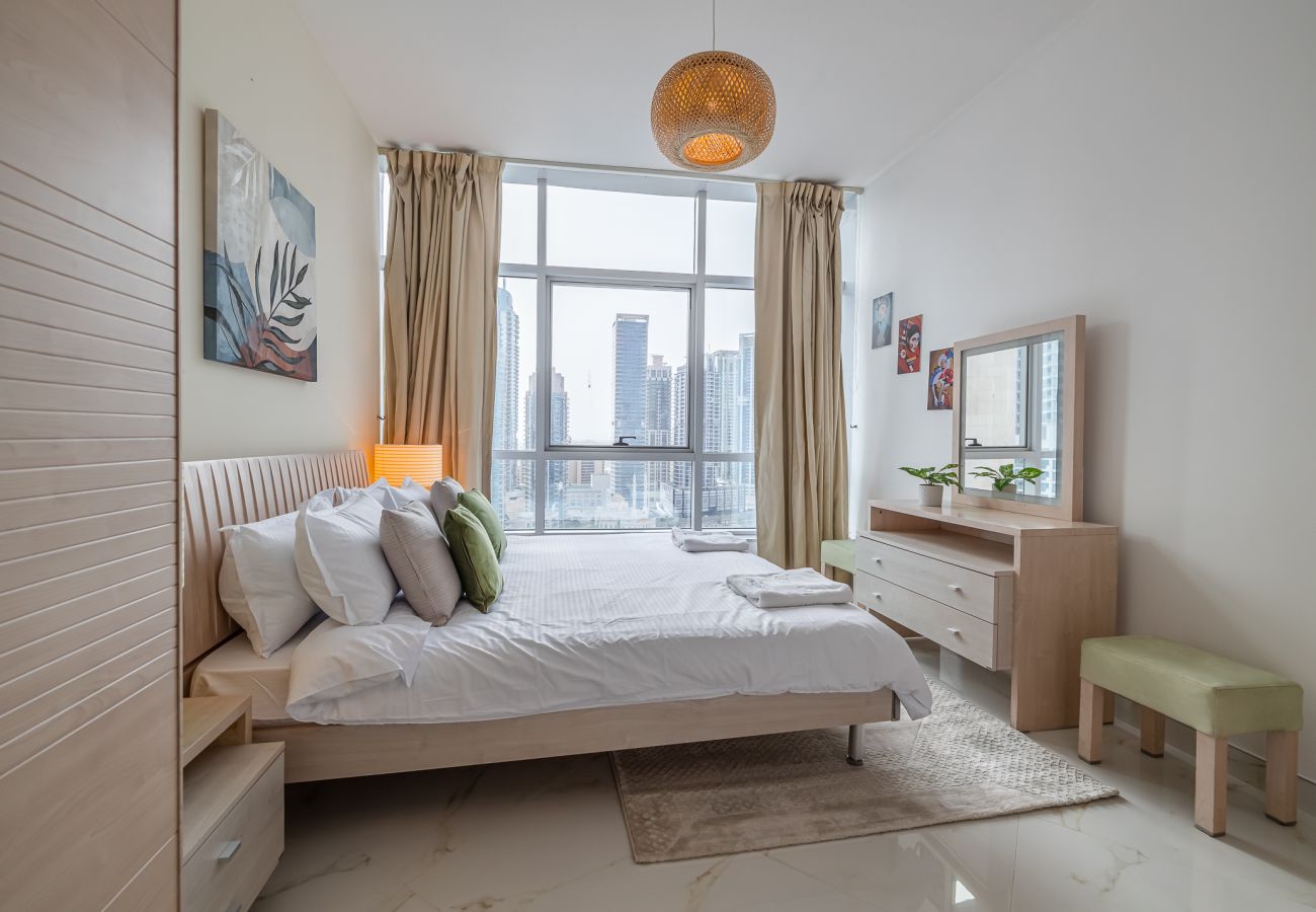 Apartment in Dubai - Trendy 2BDR apartment / Dubai Marina I Diamond 4