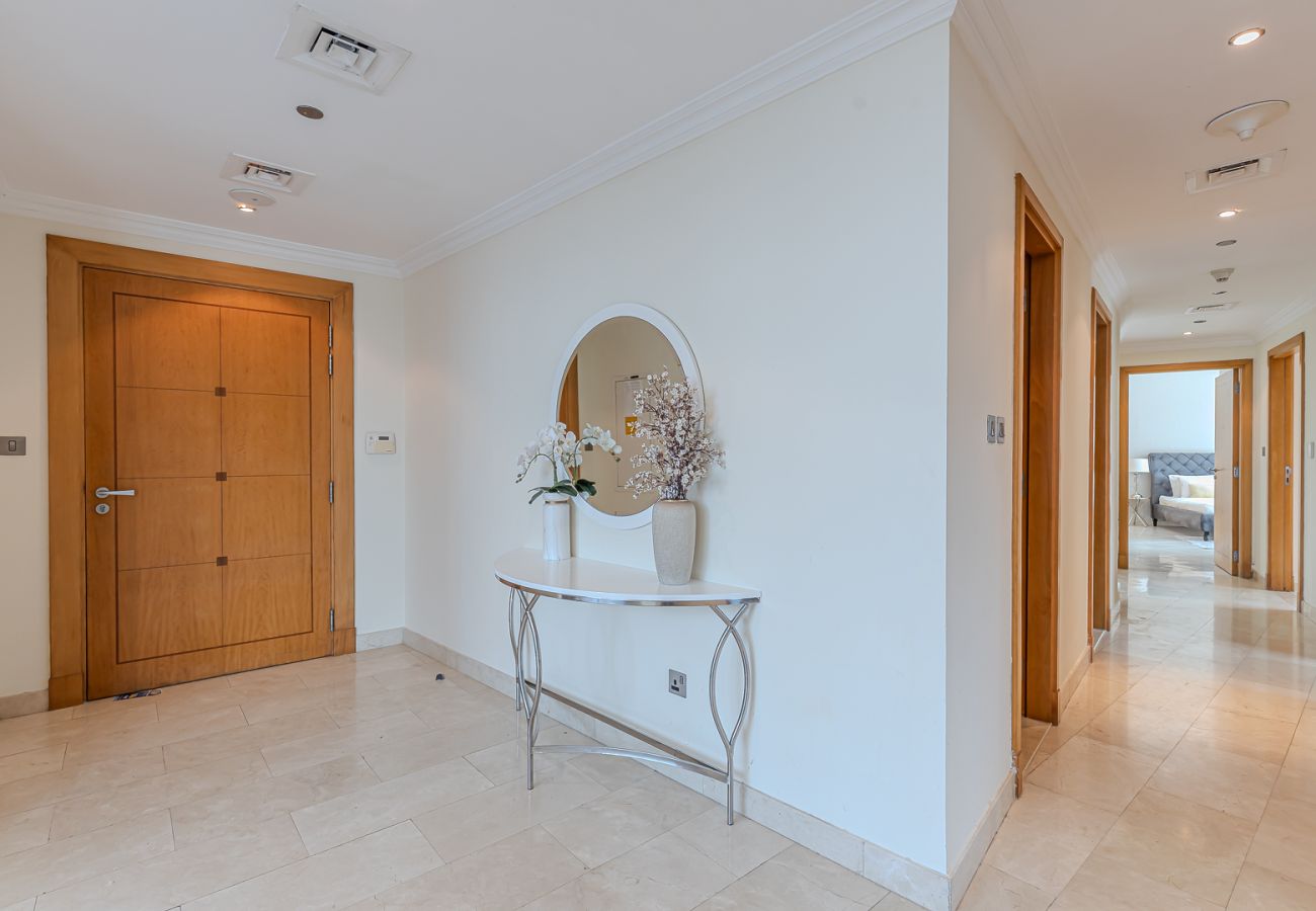 Apartment in Dubai - Spacious 3BDR Apartment in Marina with working desk