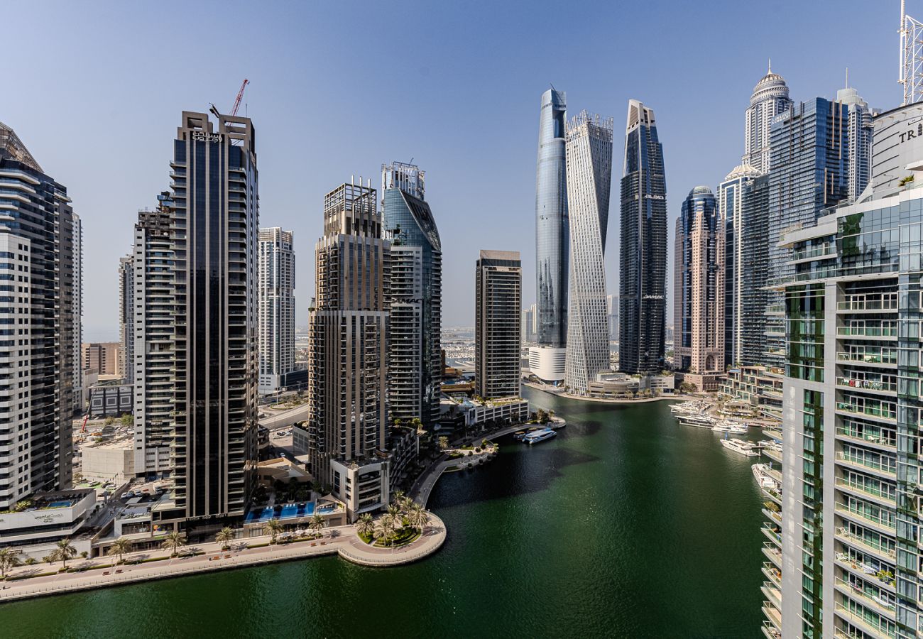 Apartment in Dubai - Spacious 3BDR Apartment in Marina with working desk