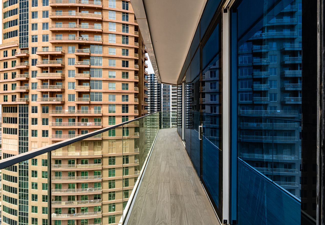 Apartment in Dubai - Bright & Stylish 2 bedroom in JLT – Medore Tower