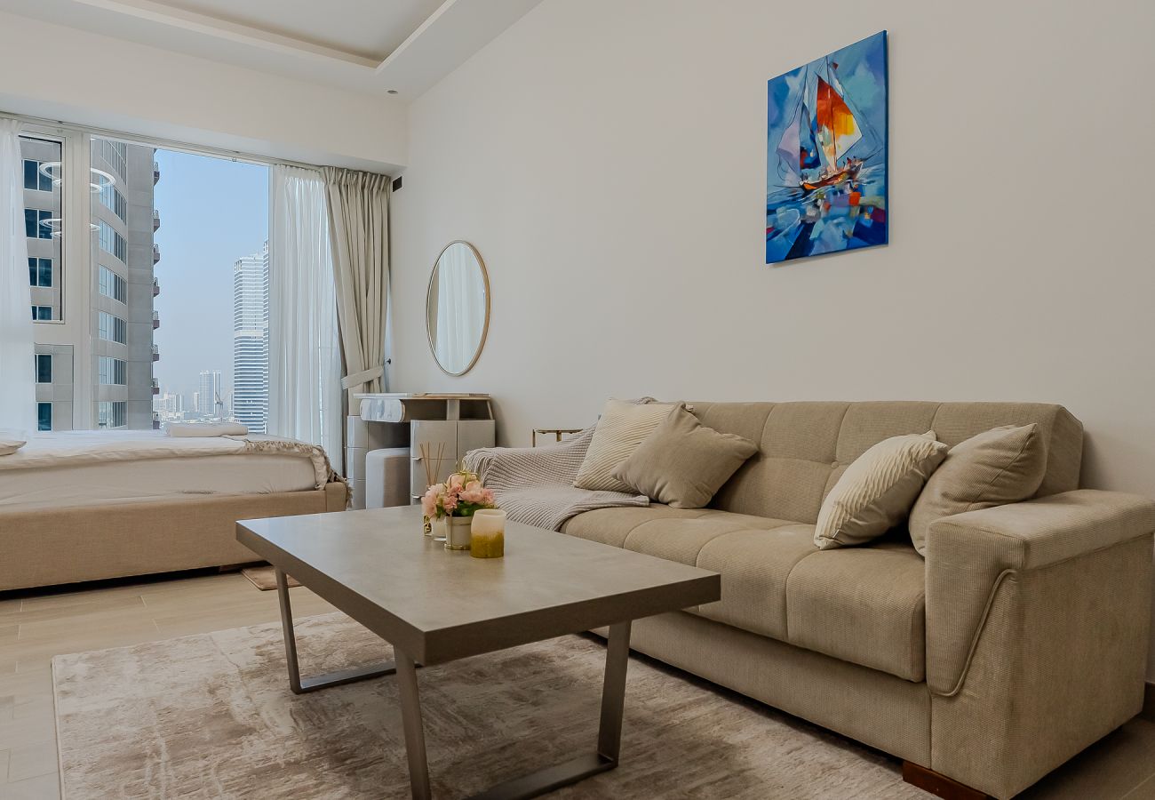 Apartment in Dubai - Comfy Studio Apartment in JLT I Medore