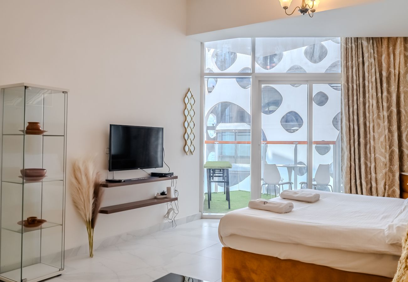 Apartment in Dubai - Studio with Burj Khalifa View