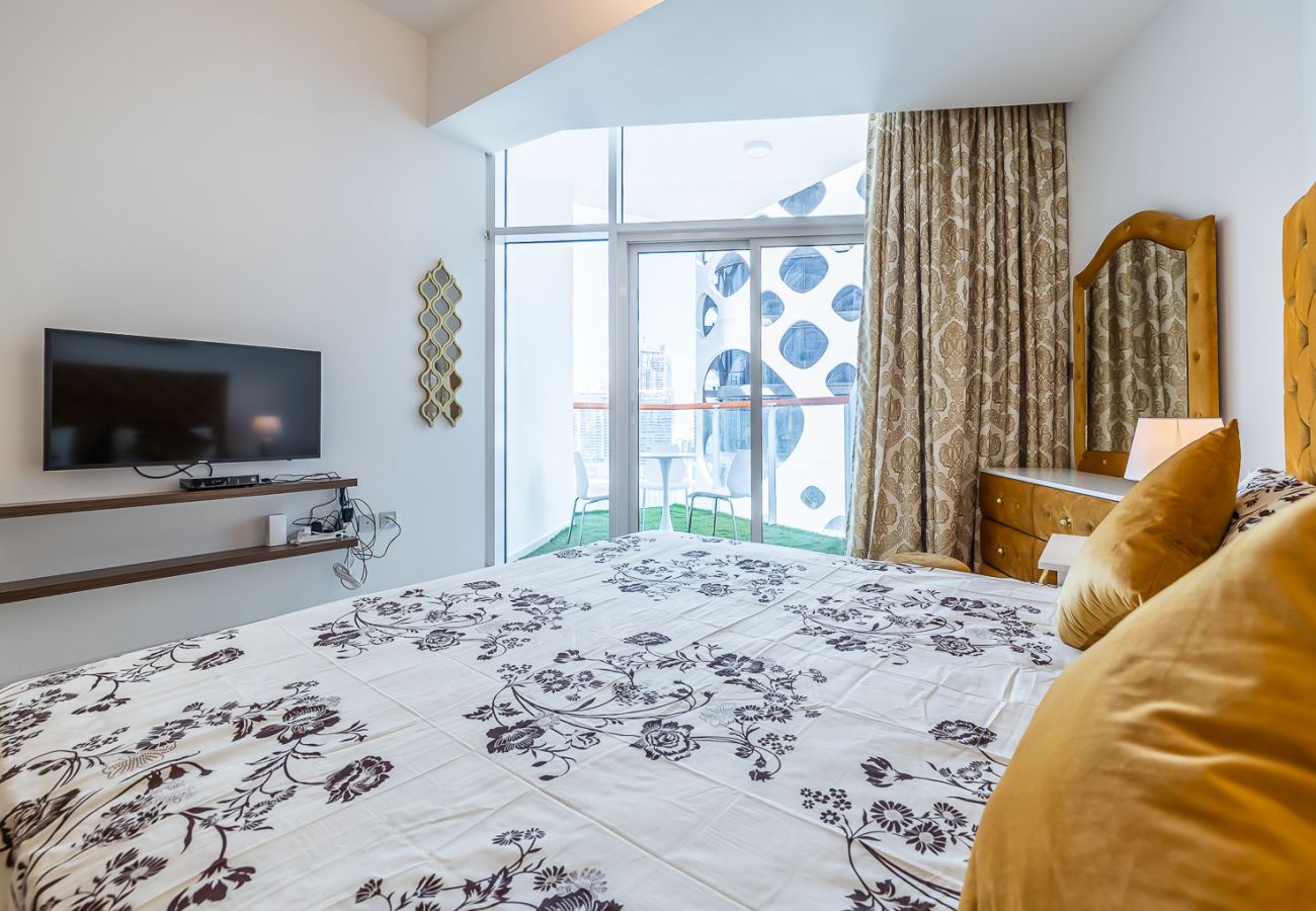 Apartment in Dubai - Studio with Burj Khalifa View