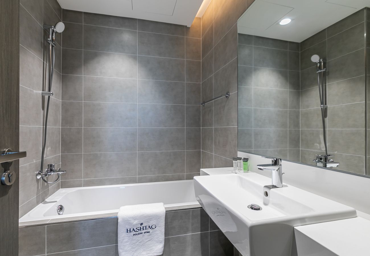 Apartment in Dubai - Lagoons and Burj Khalifa View I District One