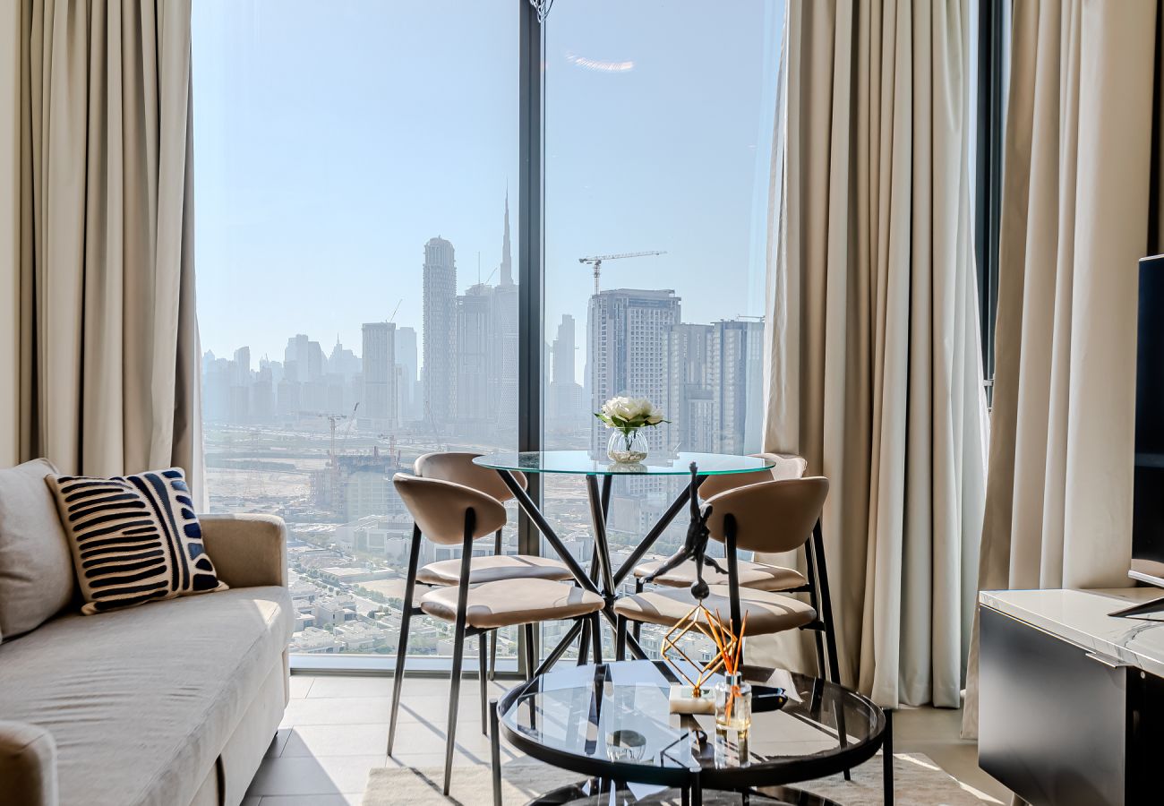 Apartment in Dubai - Modern & Cozy 1 BDR apartment with Burj Khalifa views