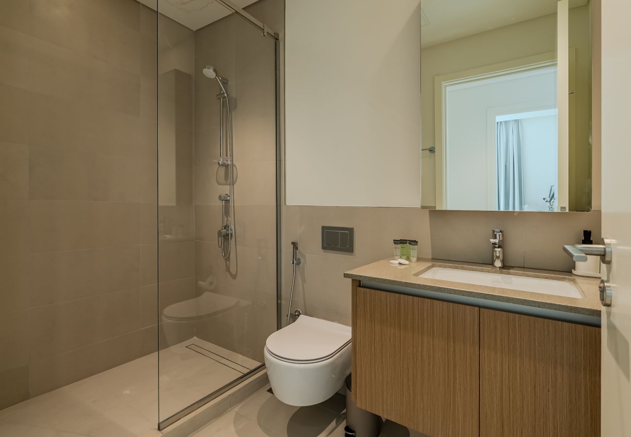 Apartment in Dubai - Upgraded I Creek Beach I Summer Tower 