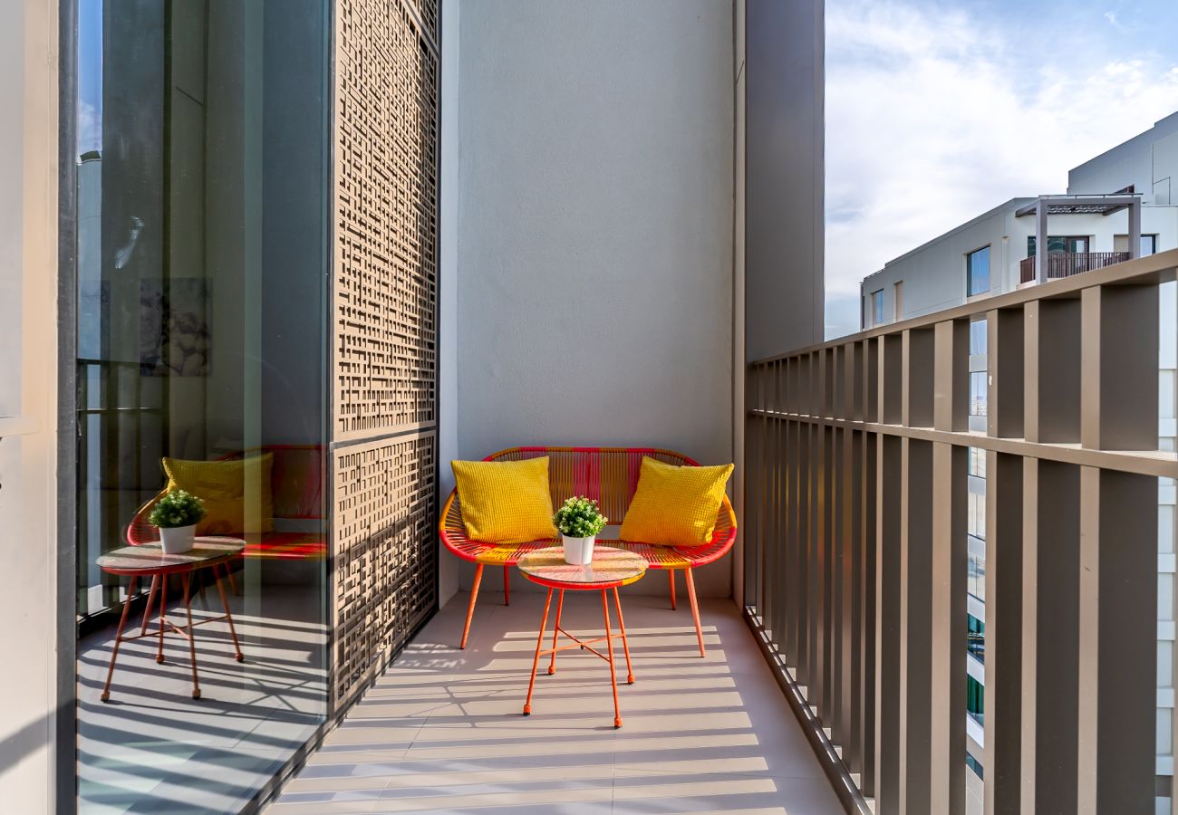 Apartment in Dubai - Upgraded I Creek Beach I Summer Tower 