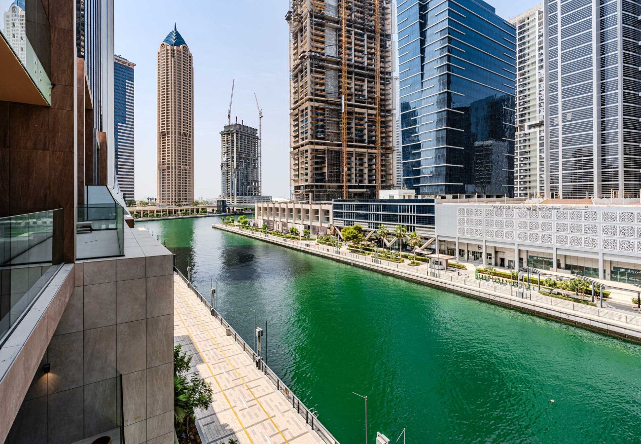 Apartment in Dubai - Luxurious 2-Bedroom Apartment in Business Bay