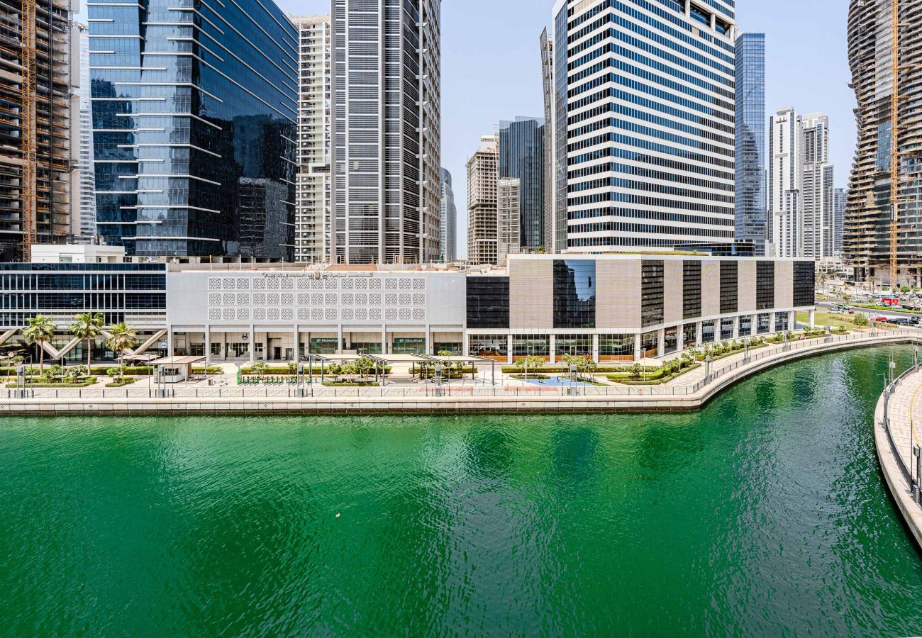 Apartment in Dubai - Luxurious 2-Bedroom Apartment in Business Bay