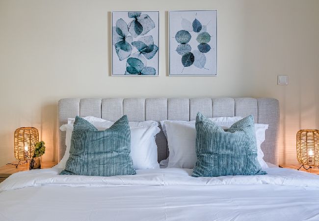 Apartment in Dubai - Great 1BDR Apartment in The Greens / Close to Dubai Marina 