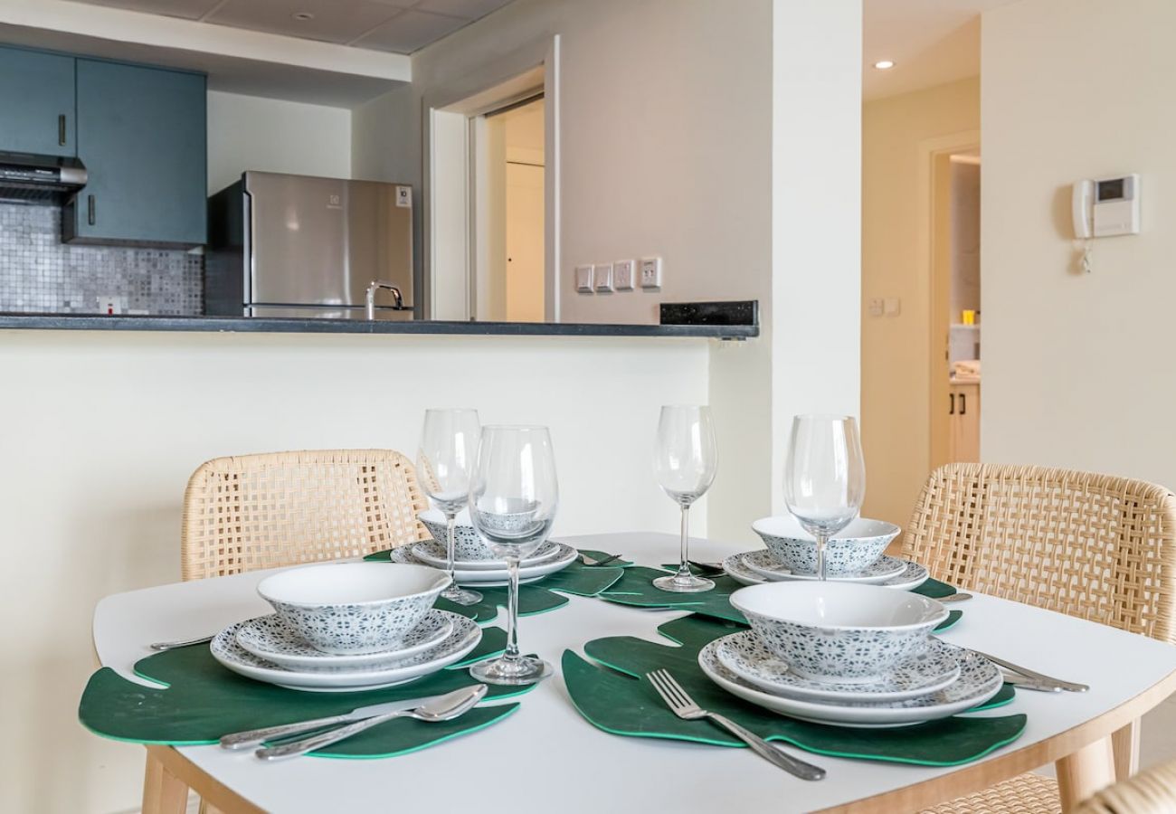 Apartment in Dubai - Great 1BDR Apartment in The Greens / Close to Dubai Marina 