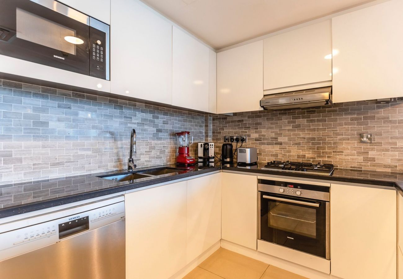 Apartment in Dubai - Premium 2 BDR + kids room/ DIFC 