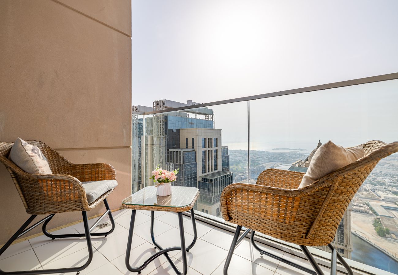 Apartment in Dubai - Spacious  3BDR + maid room / Business Bay /Noora Tower 